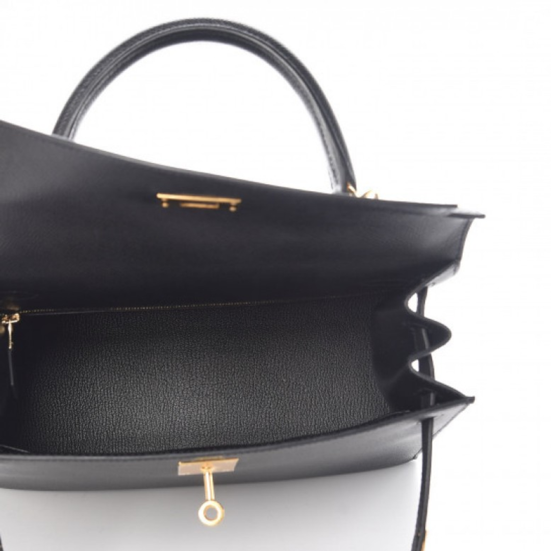 HERMÈS KELLY 25 BAG WITH GOLD HARDWARE IN BLACK