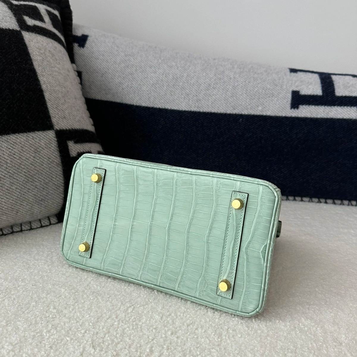 HERMÈS KELLY 28 VERT D’EAU ALLIGATOR – LIMITED EDITION