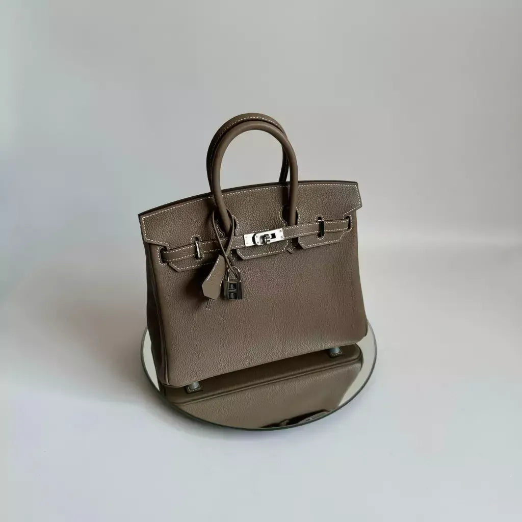 HERMÈS BIRKIN 25 HSS CRAIE/GRIS TOURTERELLE IN TOGO LEATHER WITH BRUSHED GOLD HARDWARE